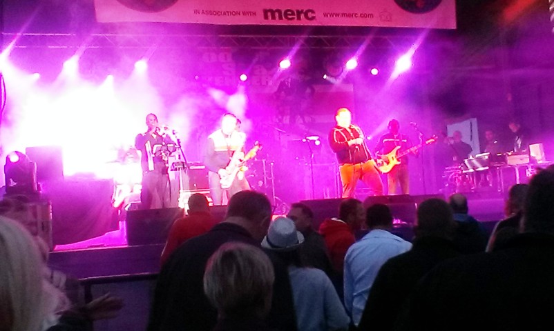 Back With Mods Photo 3